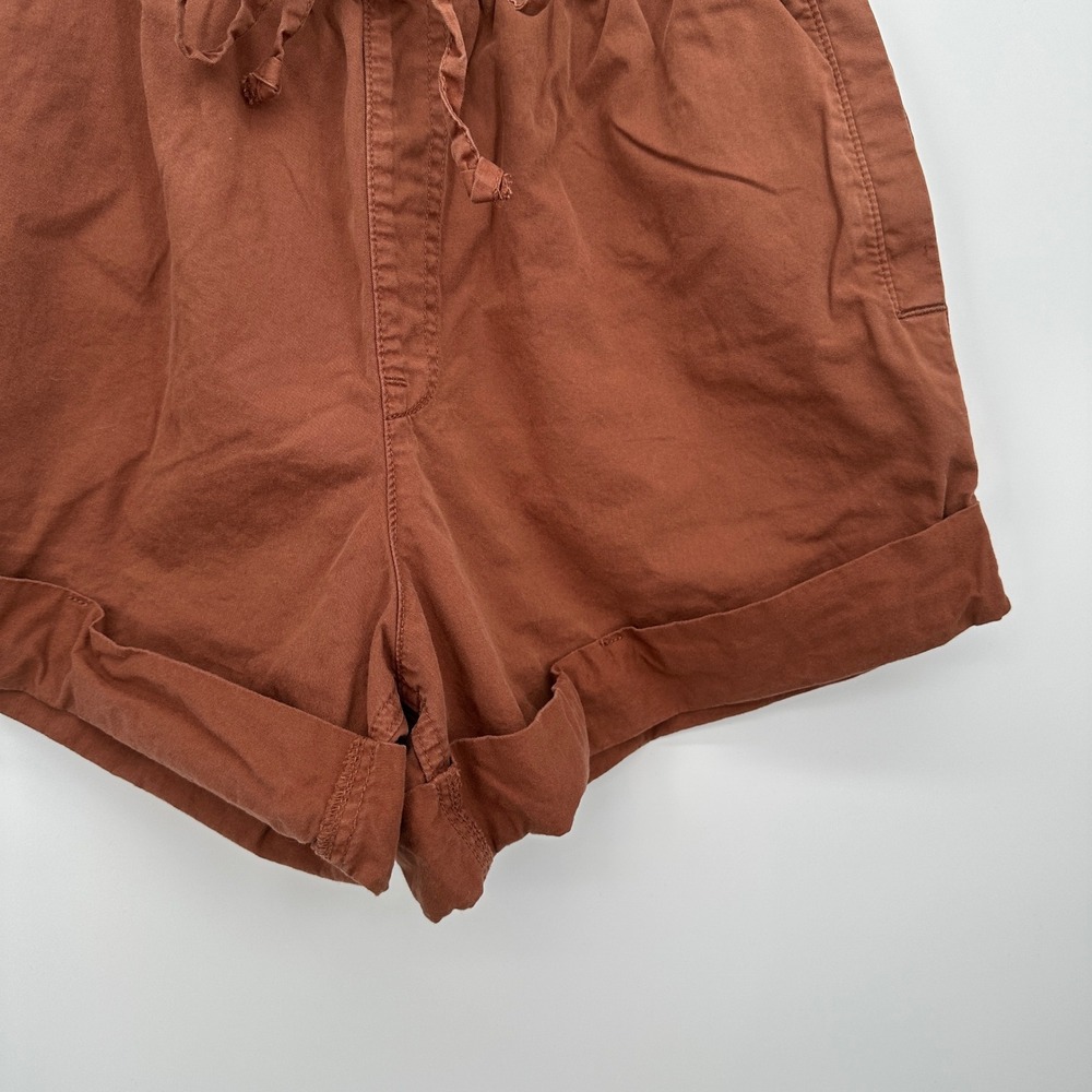 Abercrombie & Fitch Rust Brown Paperbag Waist Cuffed Shorts High Rise Women's M - Picture 3 of 9